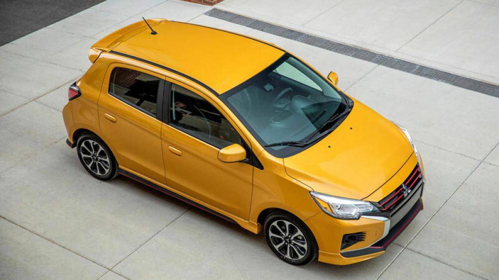 2. Mitsubishi Mirage 2023 (giá khởi điểm: 16.245 USD)