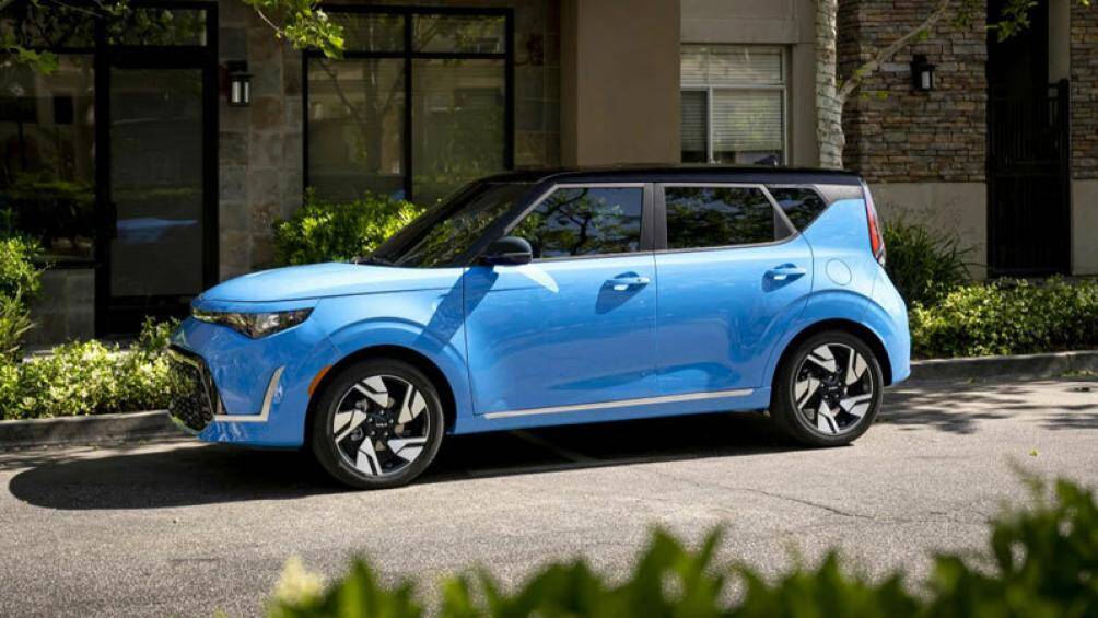 7. Kia Soul 2023 (giá khởi điểm: 19.890 USD)