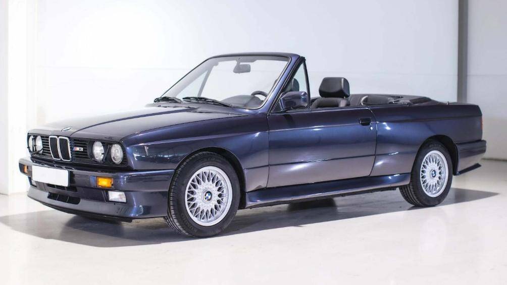 Một chiếc xe E30 BMW M3 Convertible đã được phục hồi một cách hoàn hảo. Chiếc xe này vừa được rao bán ở Thụy Điển