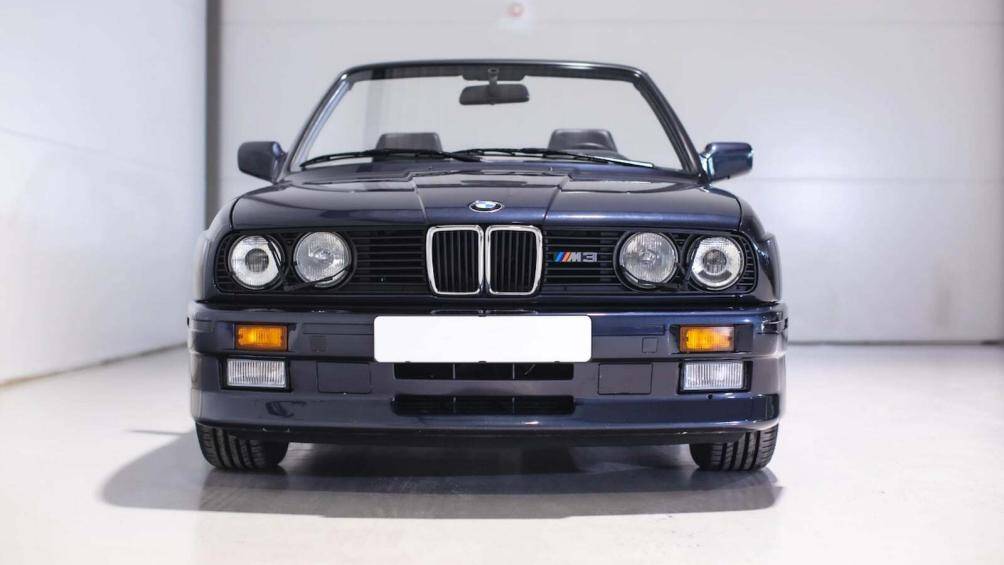 Xe được chính thương hiệu BMW Group Classic tiến hành phục chế, hoàn thiện các bộ phận để trở về thời hoàng kim