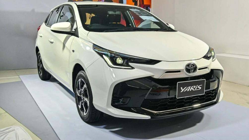 Những thay đổi quan trọng nhất của Toyota Yaris 2023 phần lớn nằm ở ngoại hình, trong khi nội thất vẫn giữ nguyên thiết kế từ phiên bản cũ