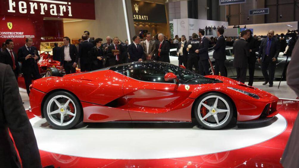 8. Ferrari LaFerrari