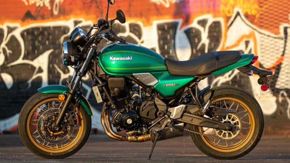 8. Kawasaki Z650RS 2023