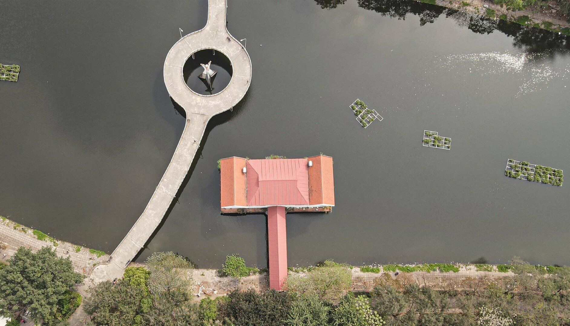 Trao đổi với PV B&aacute;o Giao th&ocirc;ng, &ocirc;ng L&ecirc; Ho&agrave;ng Đức, Chủ tịch UBND phường Thanh Nh&agrave;n (quận Hai B&agrave; Trưng, TP H&agrave; Nội) cho biết, hiện phường đang l&ecirc;n kế hoạch để thực hiện cưỡng chế những c&ocirc;ng tr&igrave;nh x&acirc;y dựng sai ph&eacute;p ở C&ocirc;ng vi&ecirc;n Tuổi trẻ Thủ đ&ocirc;.