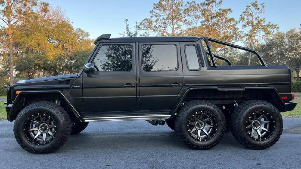 2. Mercedes-Benz G63 AMG 6x6