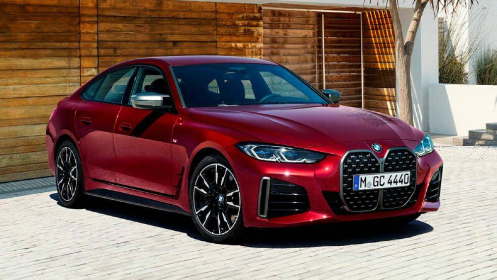1. BMW 4 Series Gran Coupe 2023 (giá khởi điểm: 45.900 USD)