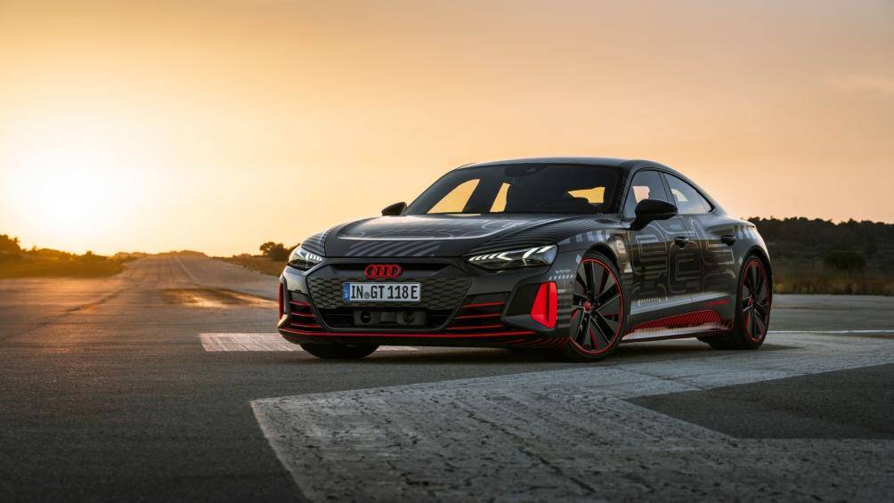 Hãng chỉ cung cấp phiên bản này cho thị trường Hoa Kỳ và sản xuất giới hạn 75 chiếc, với giá bán khởi điểm từ 179.900 USD (4,23 tỷ đồng)