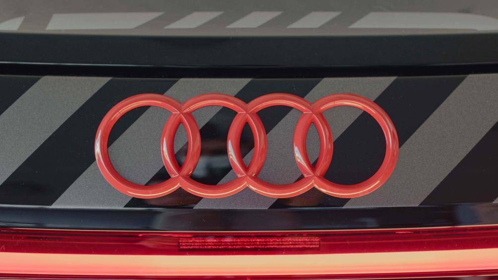 Audi e-tron RS GT project_513/2 vẫn sử dụng hệ dẫn động bốn bánh gồm hai động cơ điện, sản sinh công suất kết hợp 637 mã lực