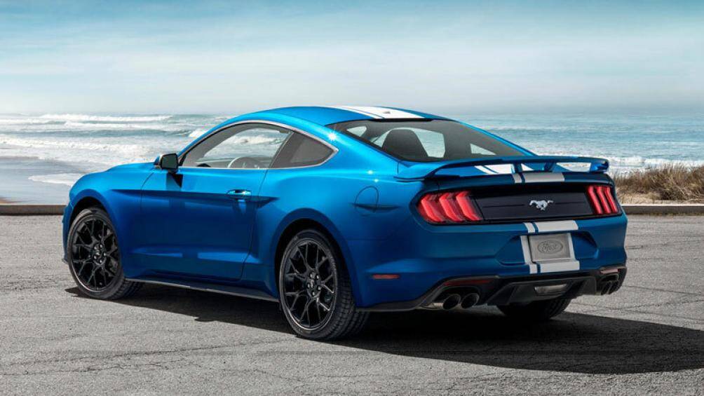 3. Ford Mustang 2023 (giá khởi điểm: 29.145 USD)