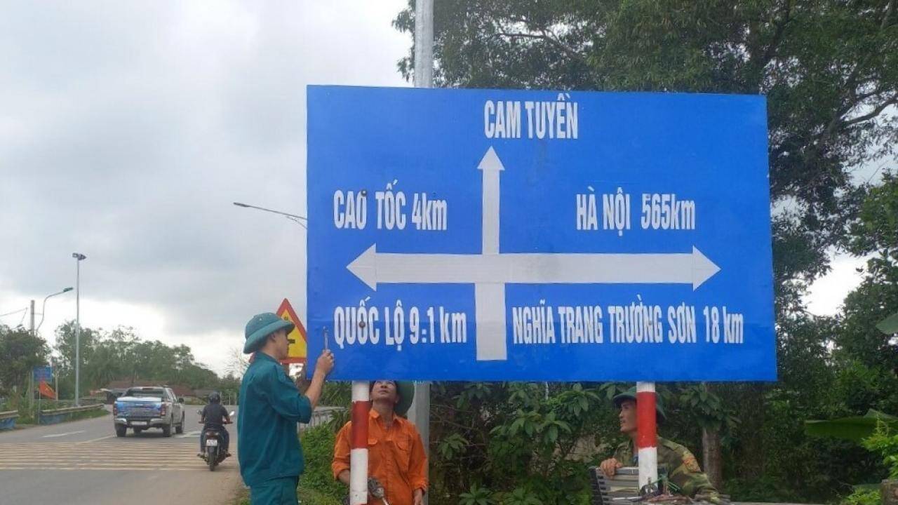 Bổ sung chỉ dẫn phương tiện lưu thông qua QL9 lên cao tốc Cam Lộ - La Sơn