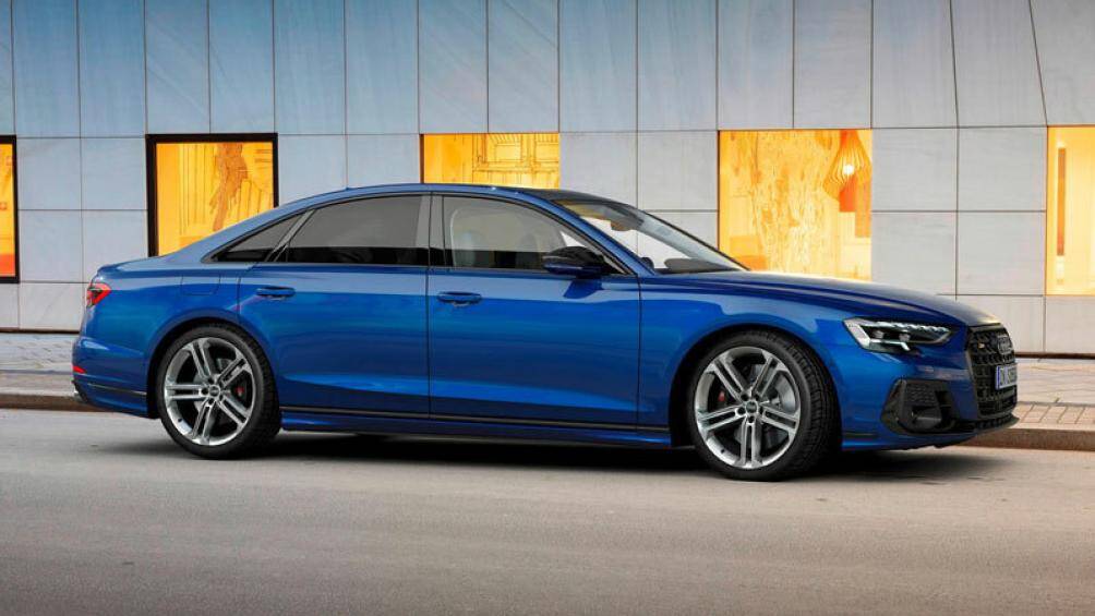 7. Audi S8