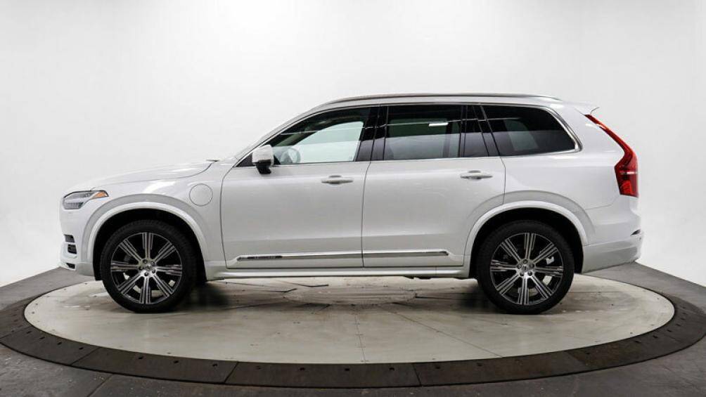 9. Volvo XC90 T8
