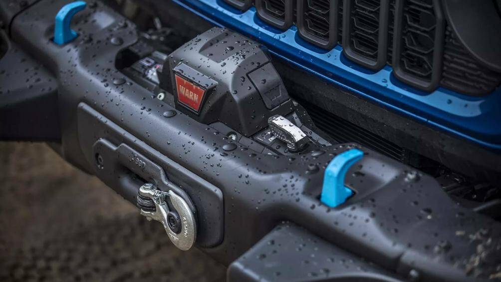 Động cơ V8 6.4 lít được trang bị trên Rubicon 392 cho công suất lớn nhất lên tới 470 mã lực (350 kW) và mô-men xoắn 638 Nm