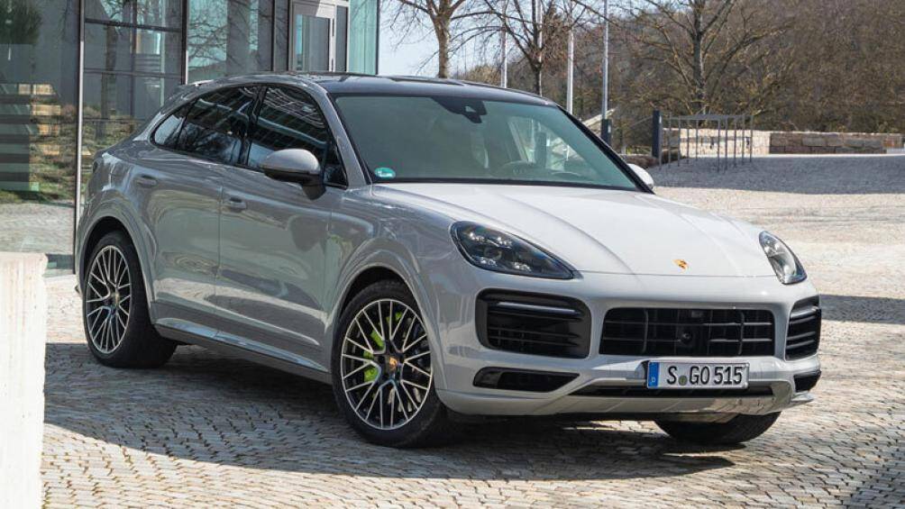 2. Porsche Cayenne E Hybrid 2023
