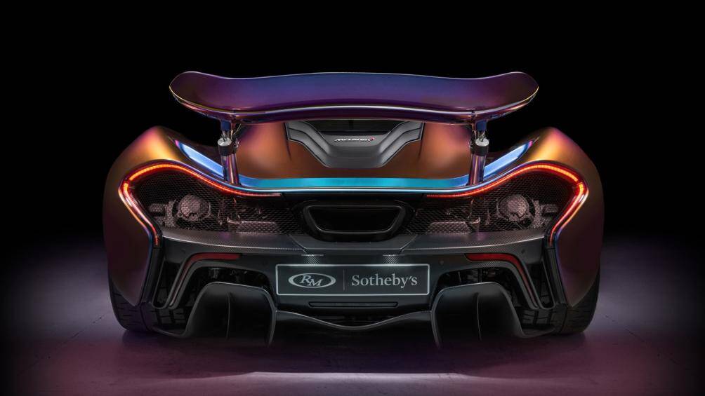 McLaren chỉ sản xuất giới hạn 375 chiếc P1 phiên bản thương mại