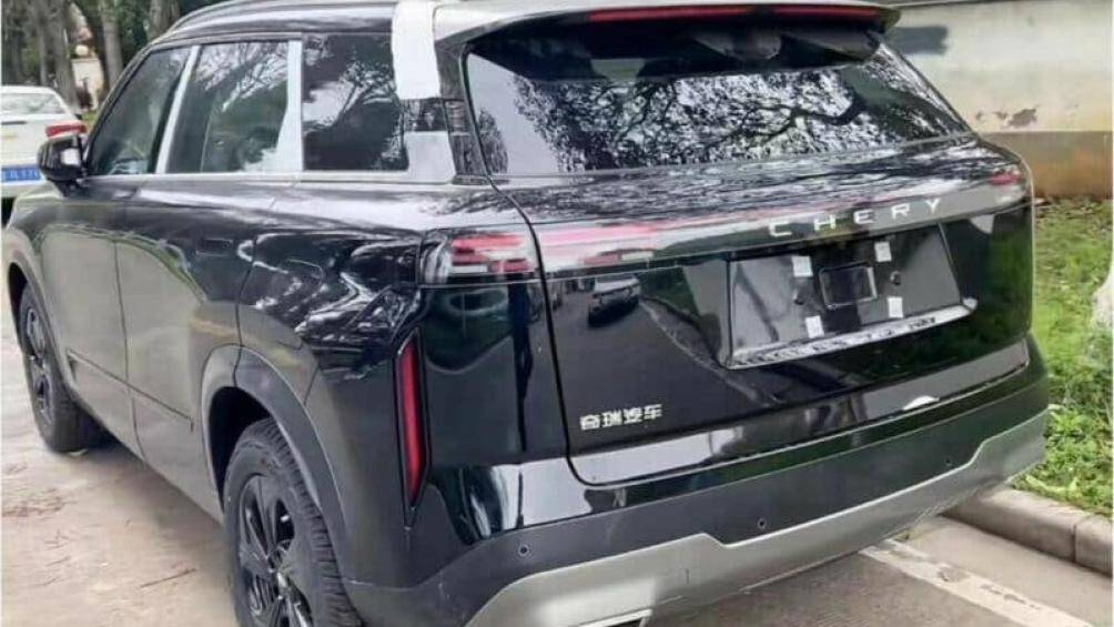 Hệ truyền động này cho phép xe chạy được quãng đường tối đa 1.200 km đồng thời chỉ tiêu thụ lượng xăng trung bình 1 lít/100 km