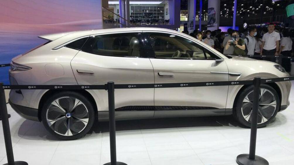 Giá bán của Denza N7 tại thị trường Trung Quốc là 400.000 Nhân dân tệ (khoảng 1,36 tỷ đồng)