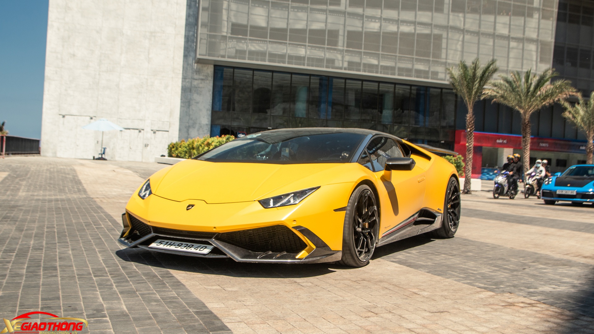 Lamborghini Huracan LP610-4 với bộ bodykit đến từ hãng độ danh tiếng Mansory