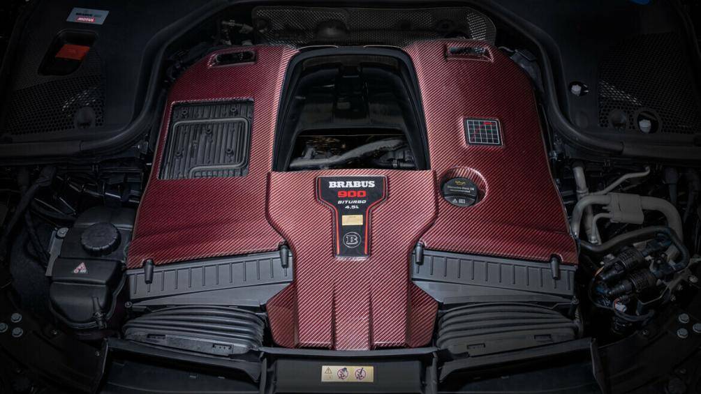 Được trang bị động cơ V8 Brabus Rocket 900 dung tích 4.5L kết hợp bộ tăng áp hoàn toàn mới với công suất 900 mã lực và mô-men xoắn 1.250 Nm