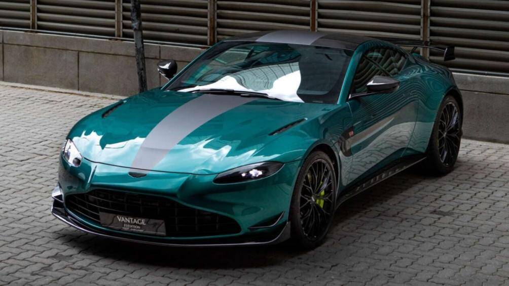 Phiên bản Aston Martin Vantage F1 đã chính thức được trình làng tại thị trường Malaysia sau khi ra mắt lần đầu tiên vào năm 2021
