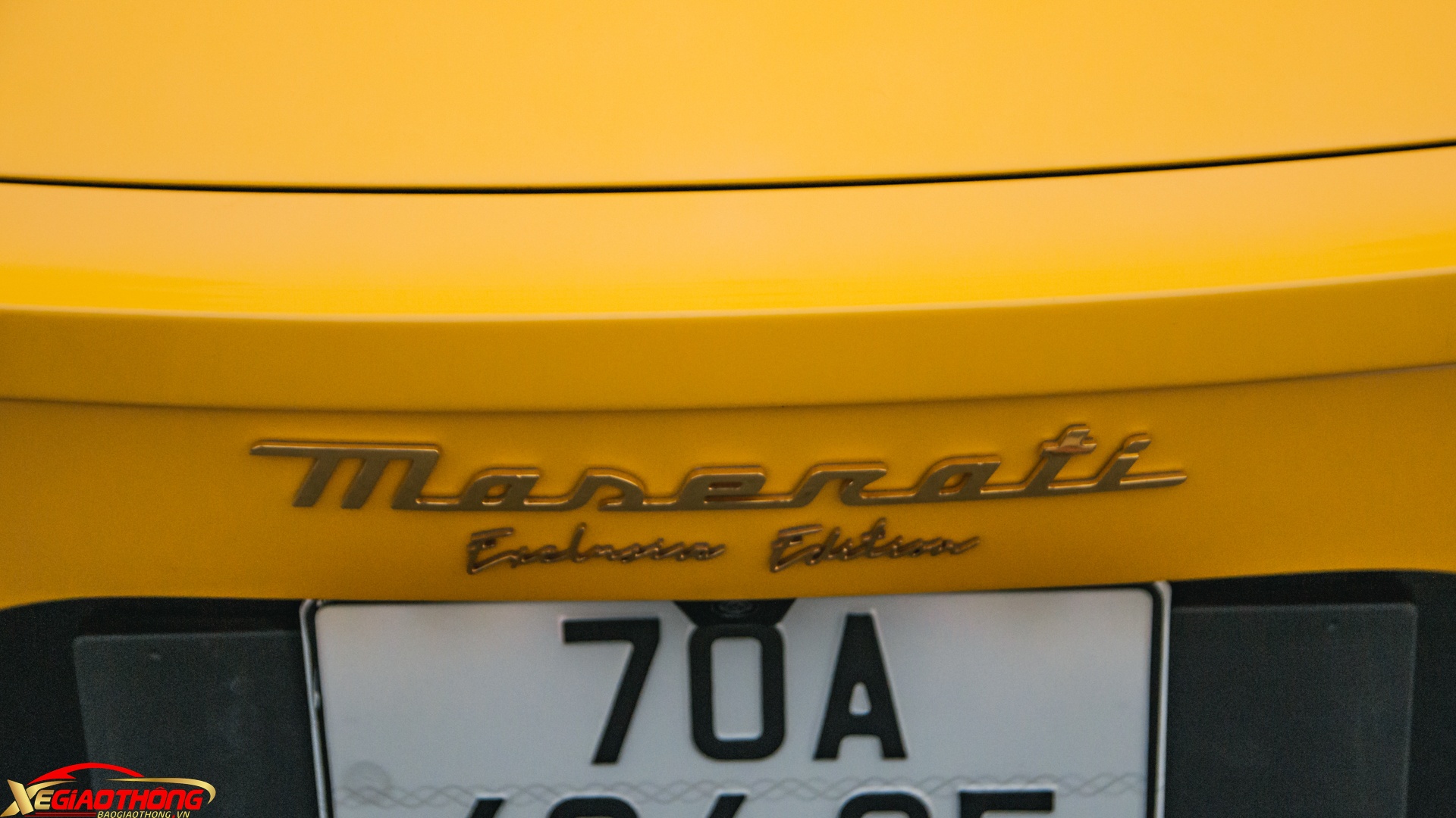 Nội thất MC20 còn có sạc không dây - tính năng không thường xuất hiện trên siêu xe. Đi kèm là điều hòa tự động hai vùng, ghế lái chỉnh điện 6 hướng và hệ thống âm thanh tiêu chuẩn 6 loa