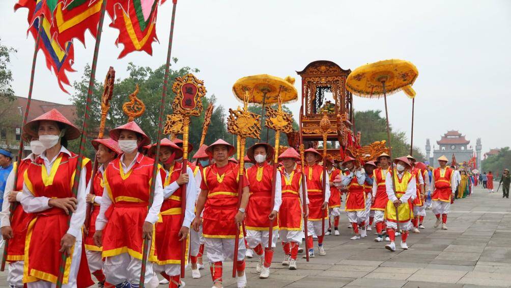 Lễ rước kiệu nằm trong khuôn khổ giỗ Tổ Hùng Vương - Lễ hội Đền Hùng hàng năm.