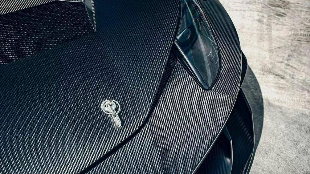 Về sức mạnh Ferrari 458 Challenge nguyên bản chỉ cần 1 phút 16.5 giây để hoàn thành một vòng đường đua Fiorano (Ý)