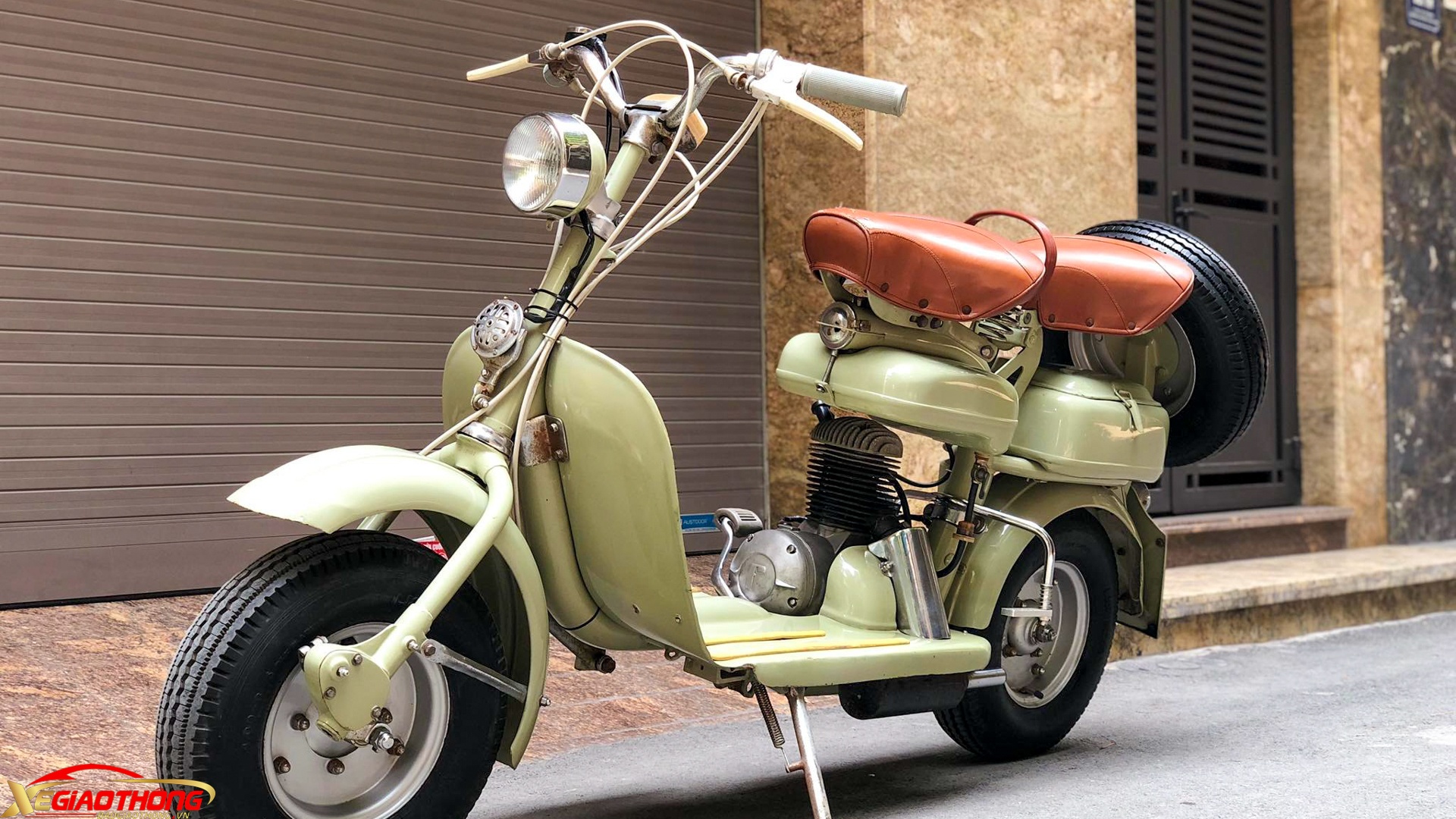 Lambretta Model F được sản xuất trong giai đoạn từ năm 1954-1955, tiếp nối các dòng Model từ A-E trước đó của hãng
