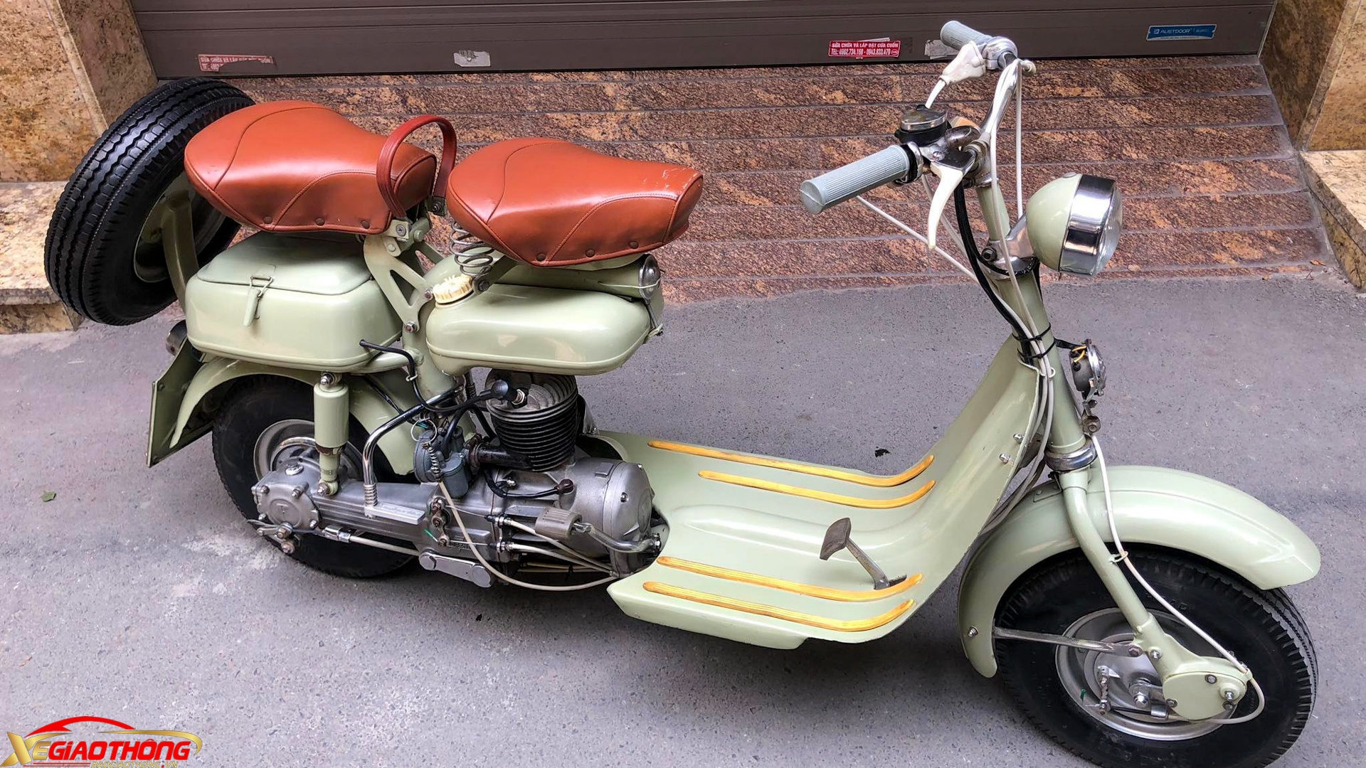 Điểm khác biệt lớn nhất giữa 2 mẫu xe là Lambretta Model F dùng bộ khởi động dạng đạp nổ, thay thế cho kiểu kéo tay trên dòng Model E