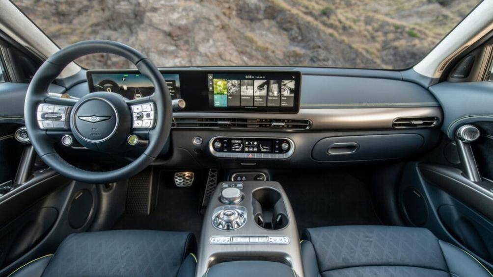 4. Genesis GV60