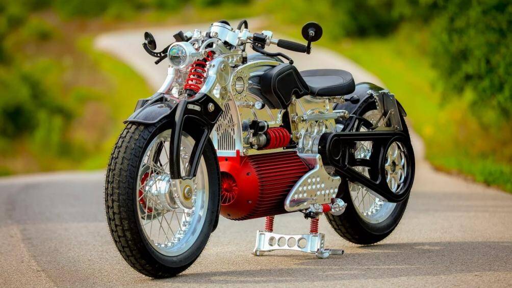 Mẫu cruiser kết hợp đường nét cổ điển lẫn phong cách tương lai. Động cơ điện của xe có công suất 217 mã lực