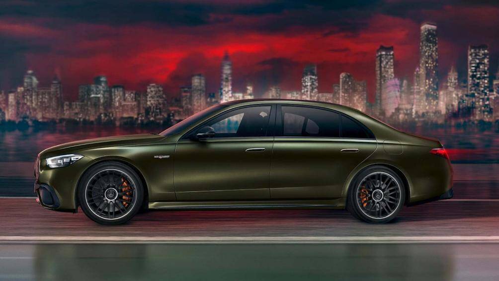 Gói cá nhân hóa Manufaktur với 8 tùy chọn màu sắc, màu tối giản có màu xanh cổ điển Manufaktur uni và màu xám silicon Manufaktur