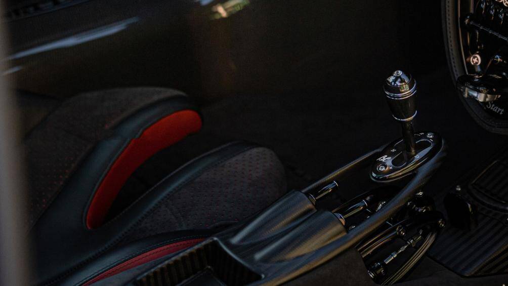 Xe được trang bị động cơ V12 dung tích 6.0L của AMG, công suất 764 mã lực. Nhờ gói Pacchetto Tempesta, siêu phẩm này tăng công suất lên 827 mã lực