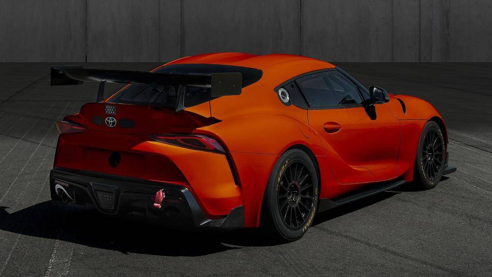 Để sở hữu được chiếc xe này khách mua phải tham gia bốc thăm từ ngày 8/5 đến ngày 4/6 tại cửa hàng GR Garage ở Nhật