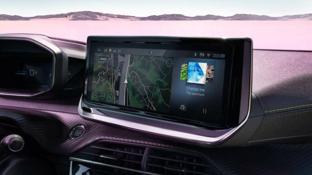 Tất cả những phiên bản 2008 mới đều có màn hình cảm ứng 10 inch, với hệ thống phím chức năng lấy cảm hứng từ những phím đàn piano ở bên dưới