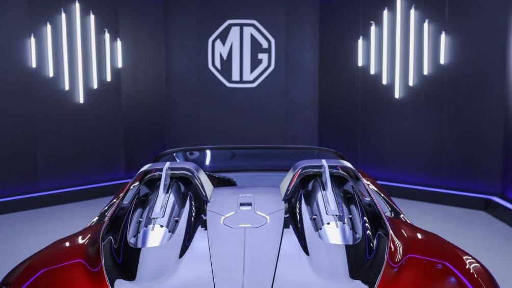 Văn bản từ Bộ Công nghiệp và Công nghệ thông tin Trung Quốc cho biết, xe có 2 cấu hình truyền động mô-tơ đơn 310 mã lực và mô-tơ đôi 536 mã lực