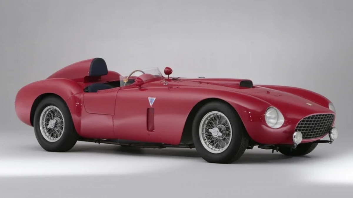 9. Ferrari 375 Plus - 17.72 million USD (415 billion VND)