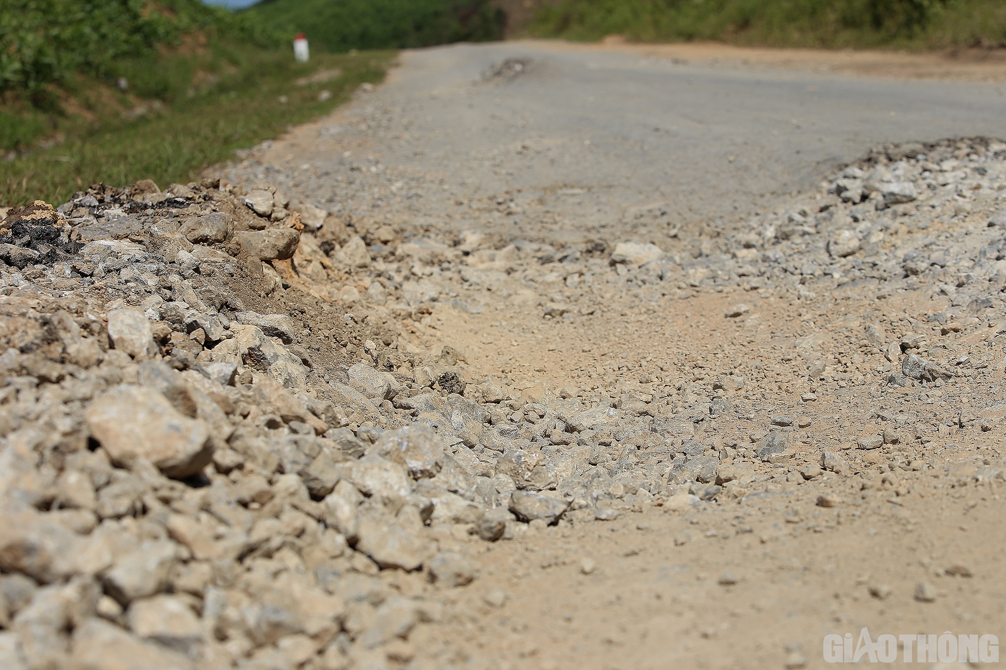 Thời gian tới, địa phương sẽ tiếp tục đề xuất để tuyến đường sớm nâng cấp, sửa chữa phát huy hiệu quả trong giao thông, giao thương, phát triển kinh tế - xã hội.