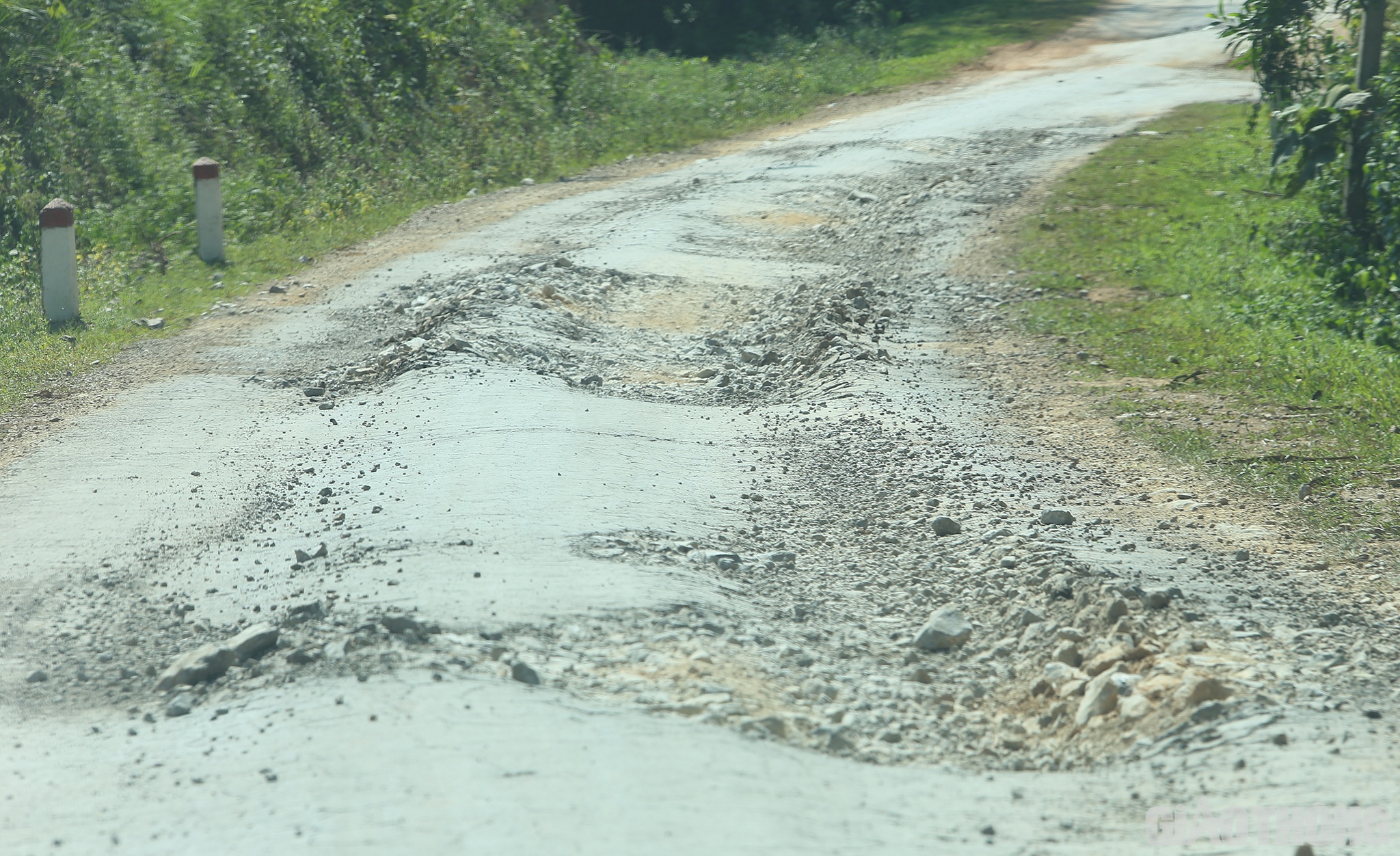 Tuy nhiên, hiện nay từ đoạn khoảng Km 50 - Km 60, nối từ xã Đồng Thành đến xã Thịnh Thành (huyện Yên Thành, tỉnh Nghệ An) đã và đang xuống cấp nghiêm trọng.