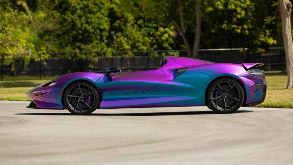 Tháng 8/2022, McLaren Elva đã được chào bán lần đầu. Khi đó xe có ODO 132 km và được ra giá 2,1 triệu USD