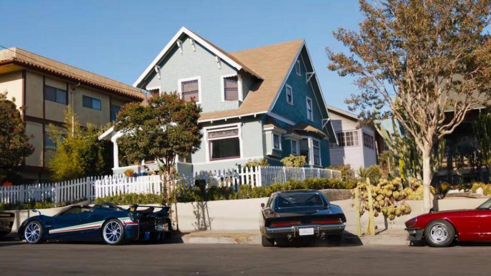 Pagani Huayra Tricolore xuất hiện trong phim Fast X được ra mắt ngay dịp kỷ niệm 60 năm thành lập đội bay biểu diễn của lực lượng không quân Italy Frecce Tricolori