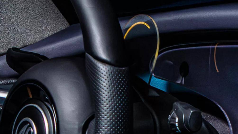 Trong khi đó, phiên bản động cơ V8 hút khí tự nhiên có sức mạnh 460 mã lực và mô-men xoắn 570 Nm