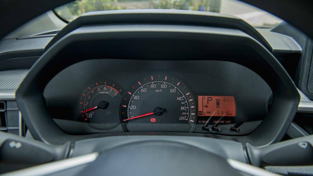 Đồng hồ hiển thị thông số thiết kế đẹp mắt