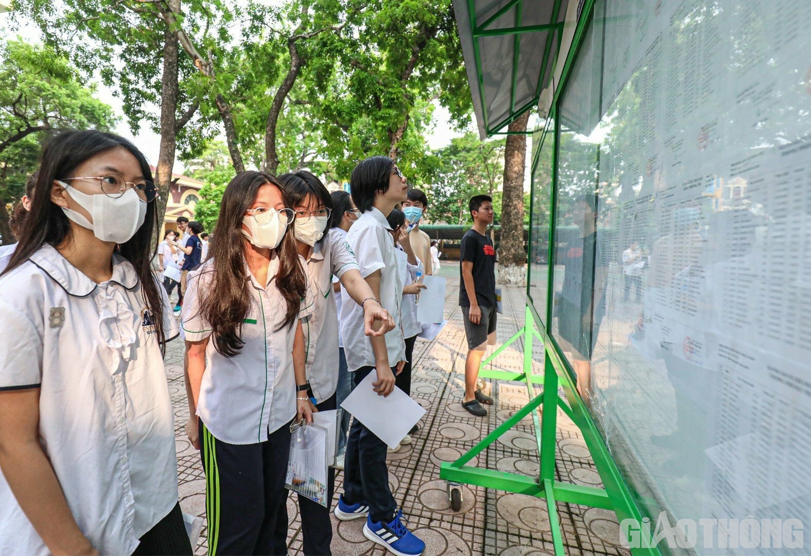 Trong sáng nay, các thí sinh sẽ bước vào môn thi Ngữ văn với thời gian làm bài 120 phút