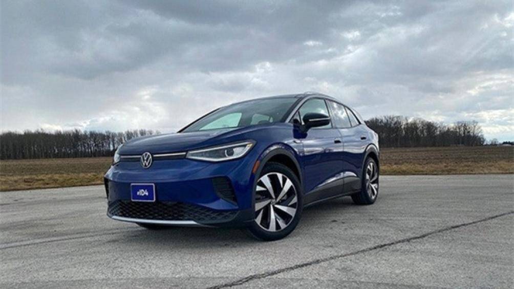 4. Volkswagen ID.4: Giá khởi điểm: 38.995 USD (915 triệu đồng)