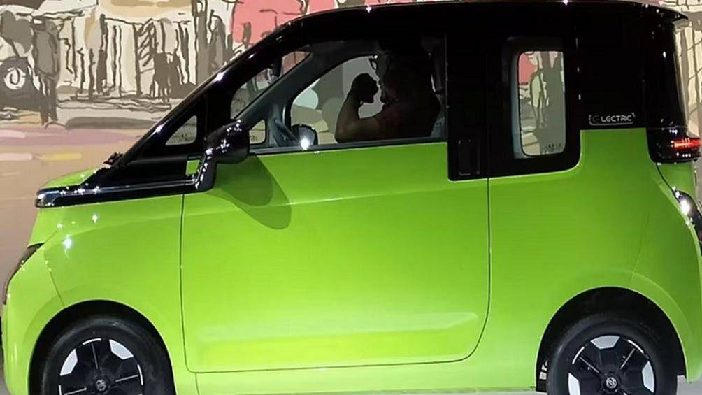 So với VinFast VF3, MG Comet EV ngắn hơn 140 mm, hẹp hơn 168 mm và cao hơn 73 mm