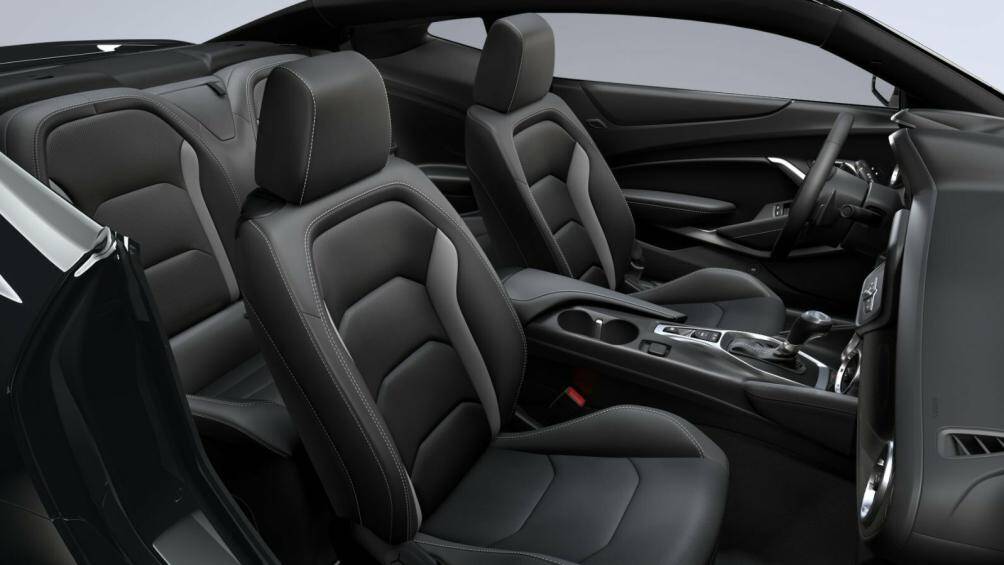 Sức mạnh Chevrolet Camaro ZL1 sẽ đến từ động cơ LT4 V-8 tăng áp 6,2 lít, công suất 660 mã lực và mô-men xoắn 881 Nm