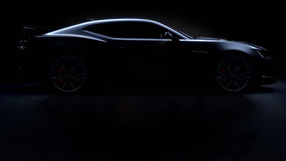 Tông màu đen độc đáo Panther Black đen bóng, huy hiệu và mâm khác biệt cùng các tính năng khác. Bộ mâm kích thước 20 inch màu đen Satin