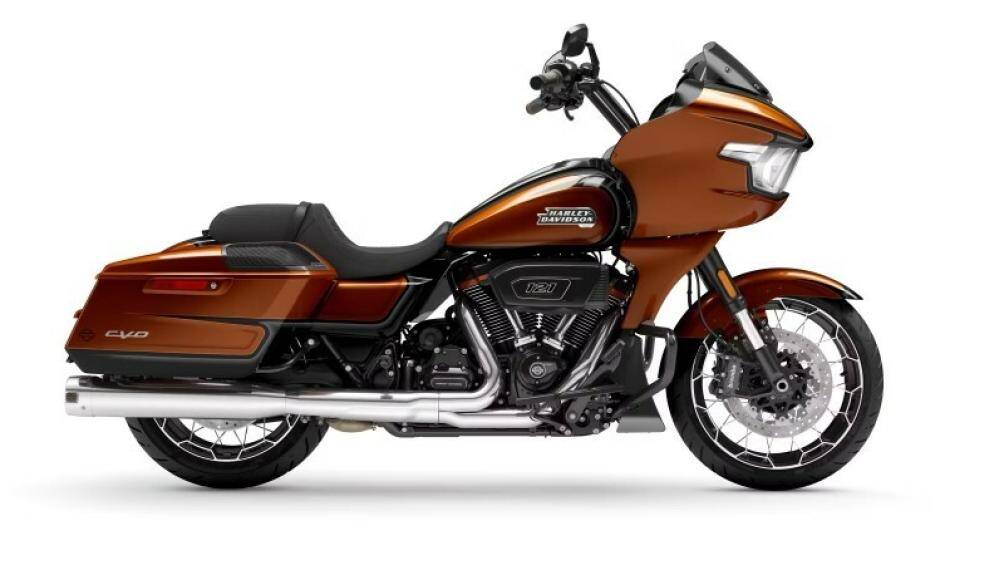 Harley-Davidson Road Glide 2023 có giá 518 triệu đồng