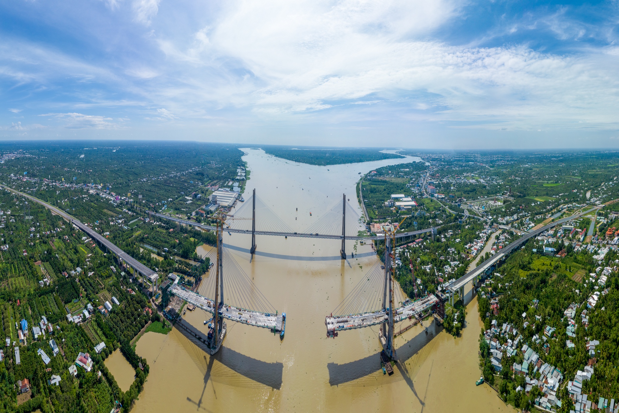 Đây là một trong những dự án thành phần của dự án đường của cao tốc Bắc Nam phía Đông giai đoạn 1, đóng vai trò kết nối giao thông các tỉnh miền Tây Nam Bộ với TP.HCM.